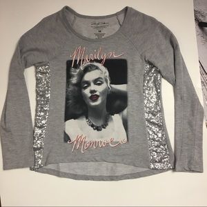 Marilyn Monroe Tops - Marilyn Monroe graphic T Shirt/Junior XL Marilyn Monroe Tops - Marilyn Monroe graphic T Shirt/Junior XL